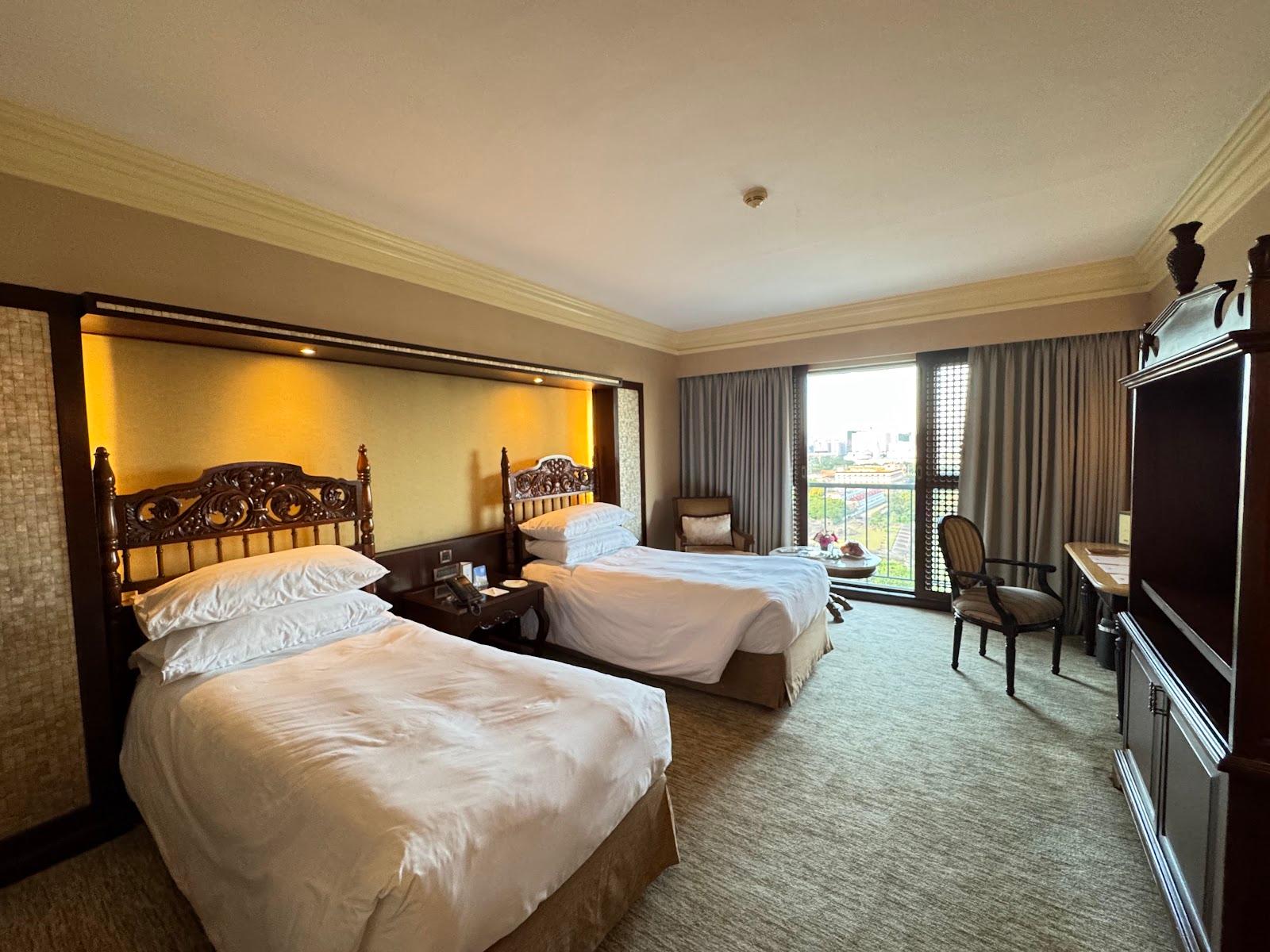 The Manila Hotel – photo 3