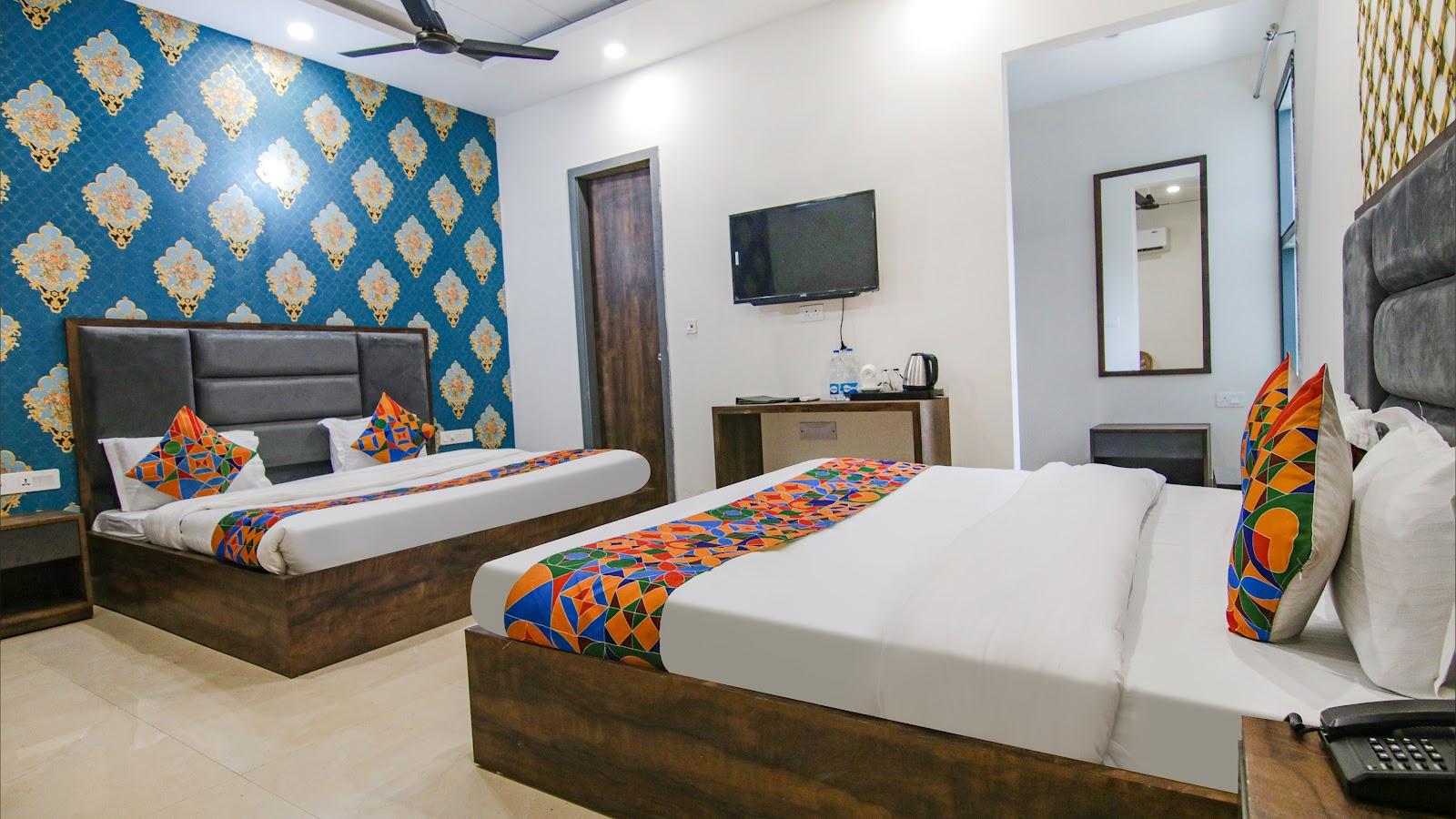 Hotel Taj Castle by iO Hotels – photo 3