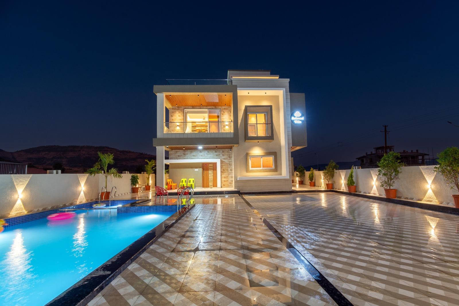 Lonavala Villa with pool – photo 1