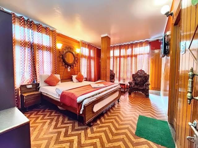 Goroomgo Deluxe Ankur Lake View Nainital – photo 4