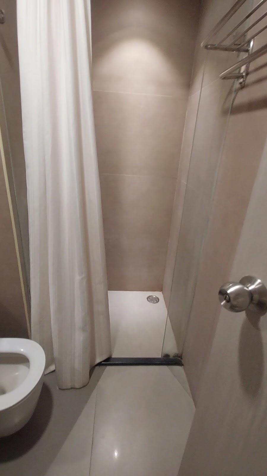 Republic Inn – photo 2