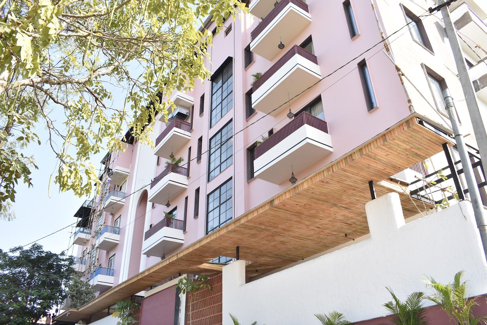 Casa Blanca Lakecity – photo 1