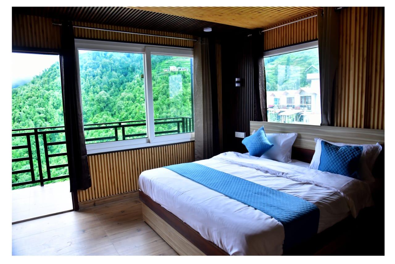 The Dhanaulti chalet – photo 2