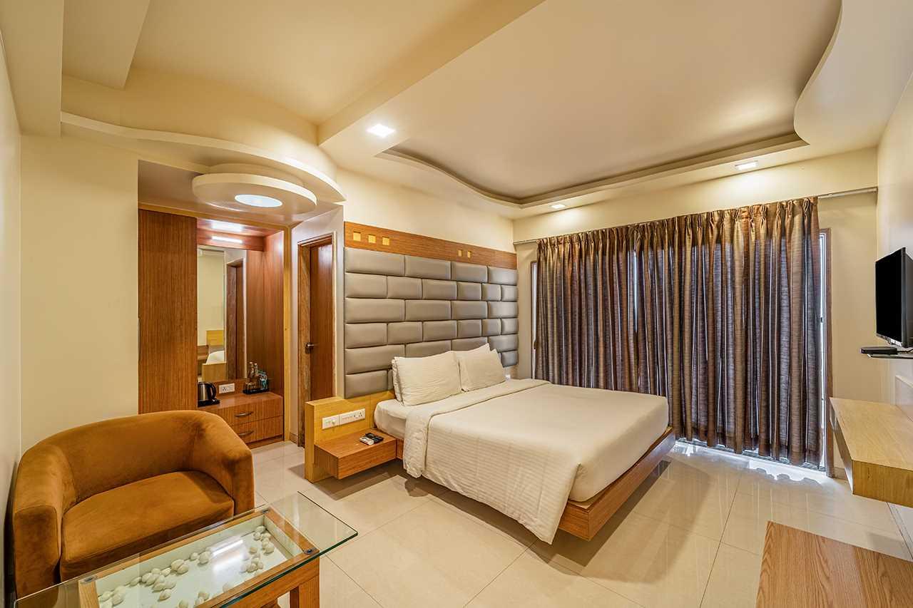 Sterling Panchgani – photo 3