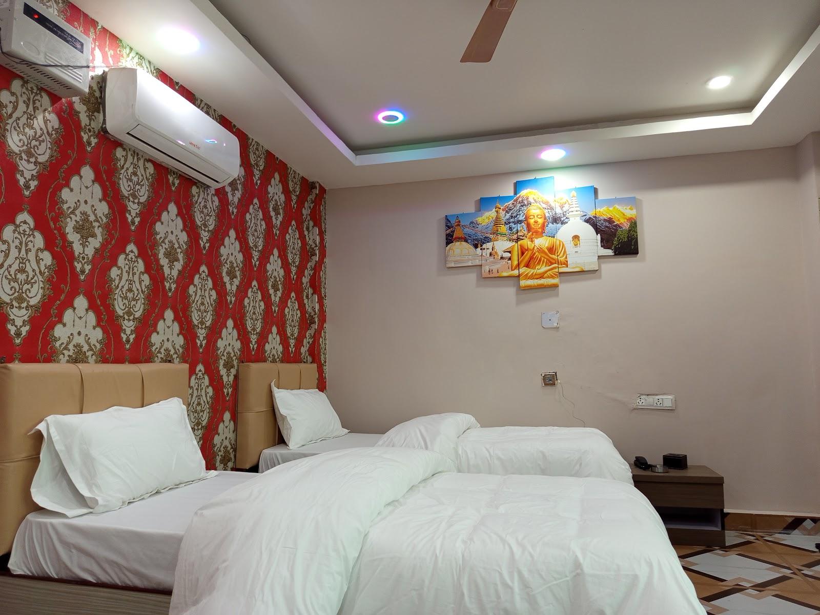 HOTEL DEV INN – photo 1