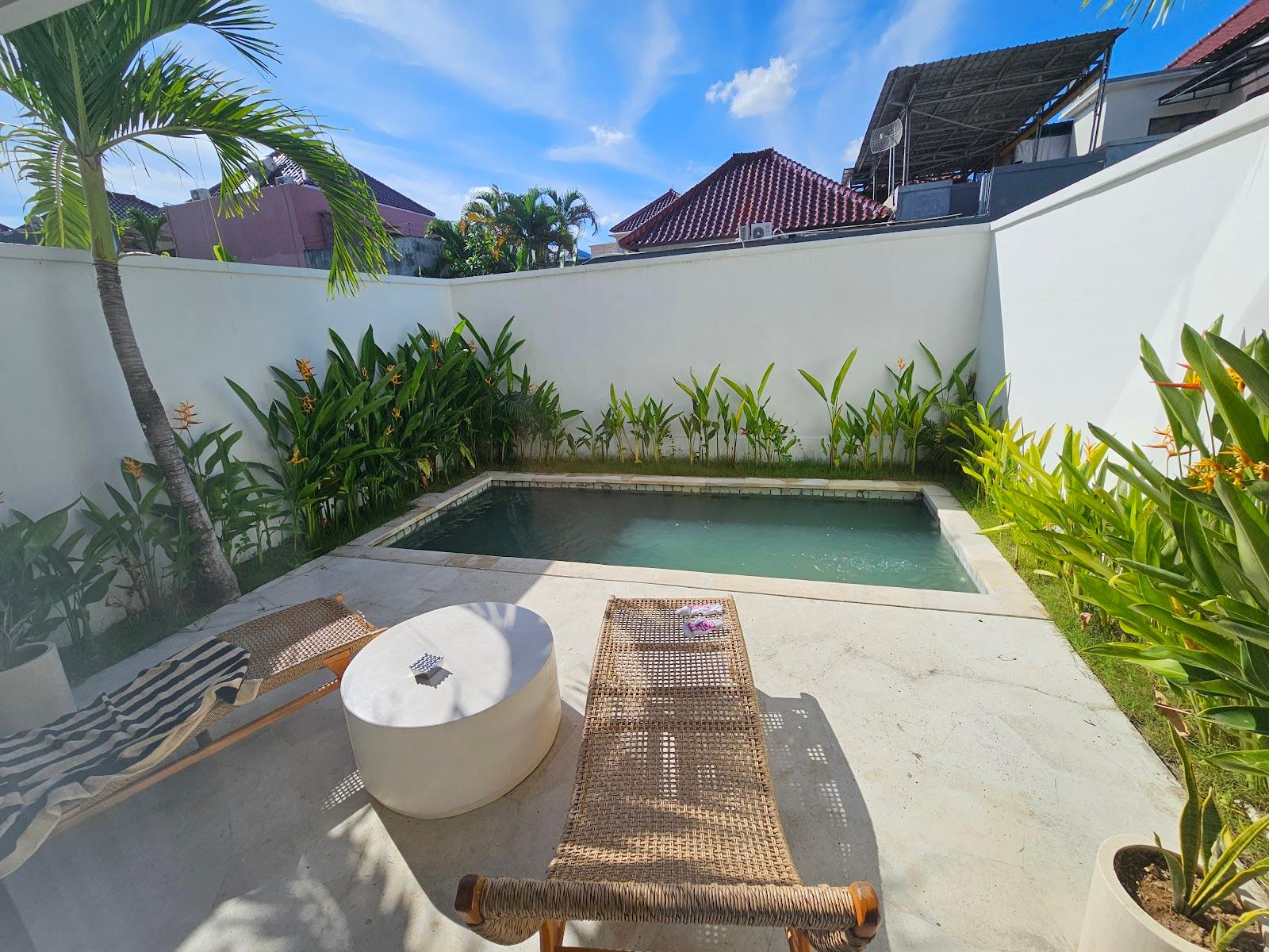White Residence – photo 4