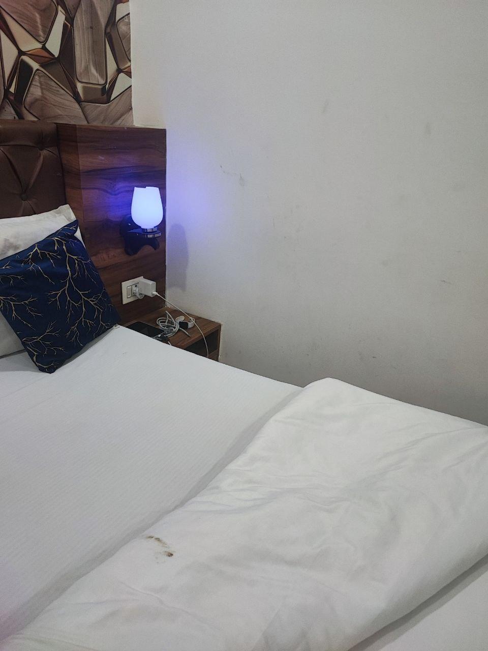 The Bellamount Hotel – photo 4