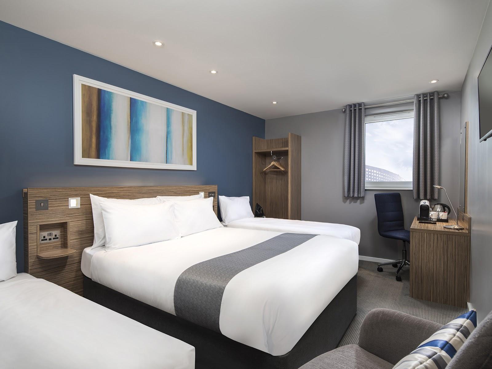 Travelodge London Central City Road – photo 3