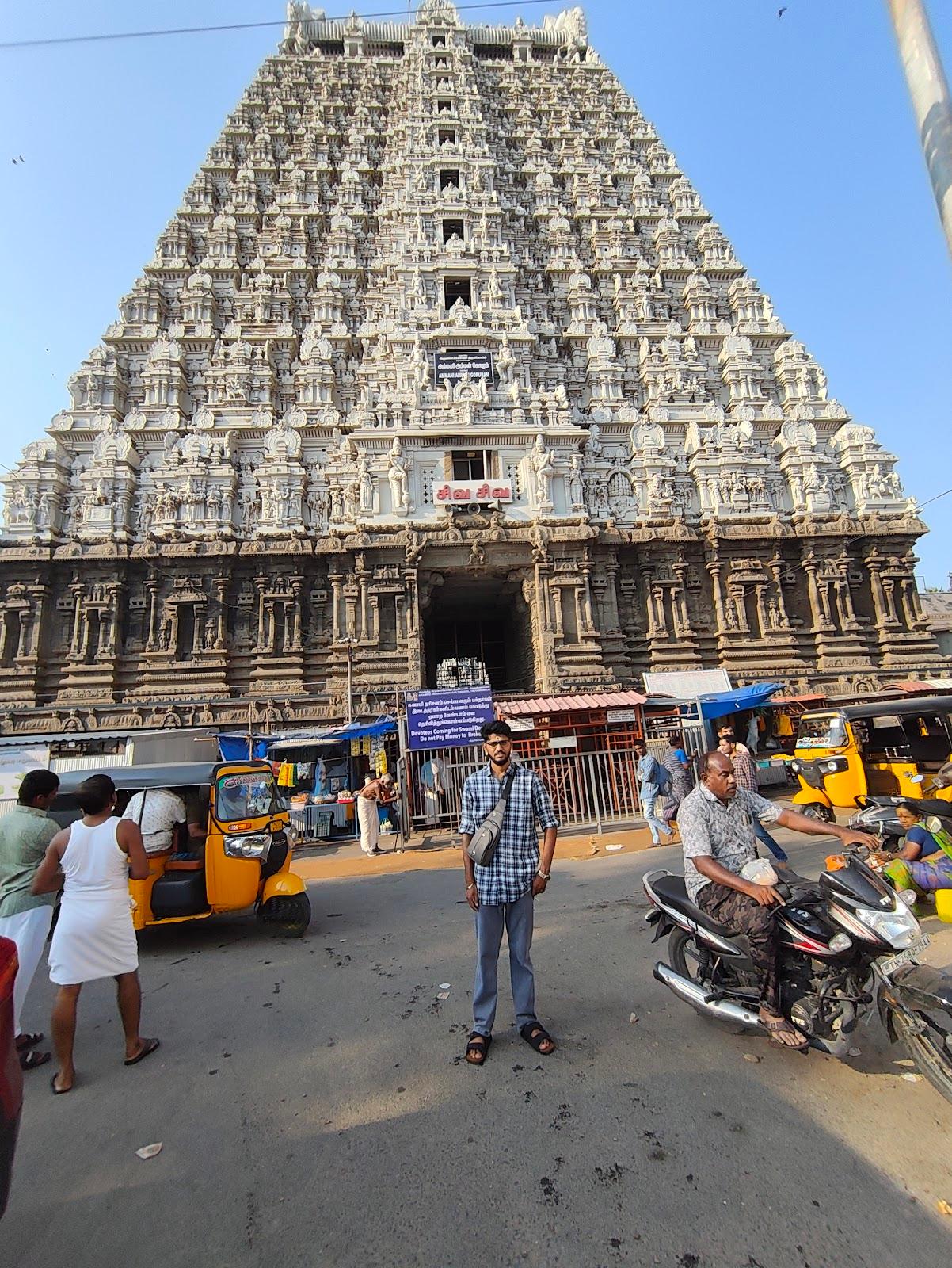 Temple View Arunachalam Yathri Nivas – photo 1