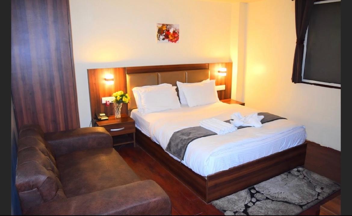 HOTEL AMBA REGENCY - Hotel And Restaurant In Gangtok – photo 4