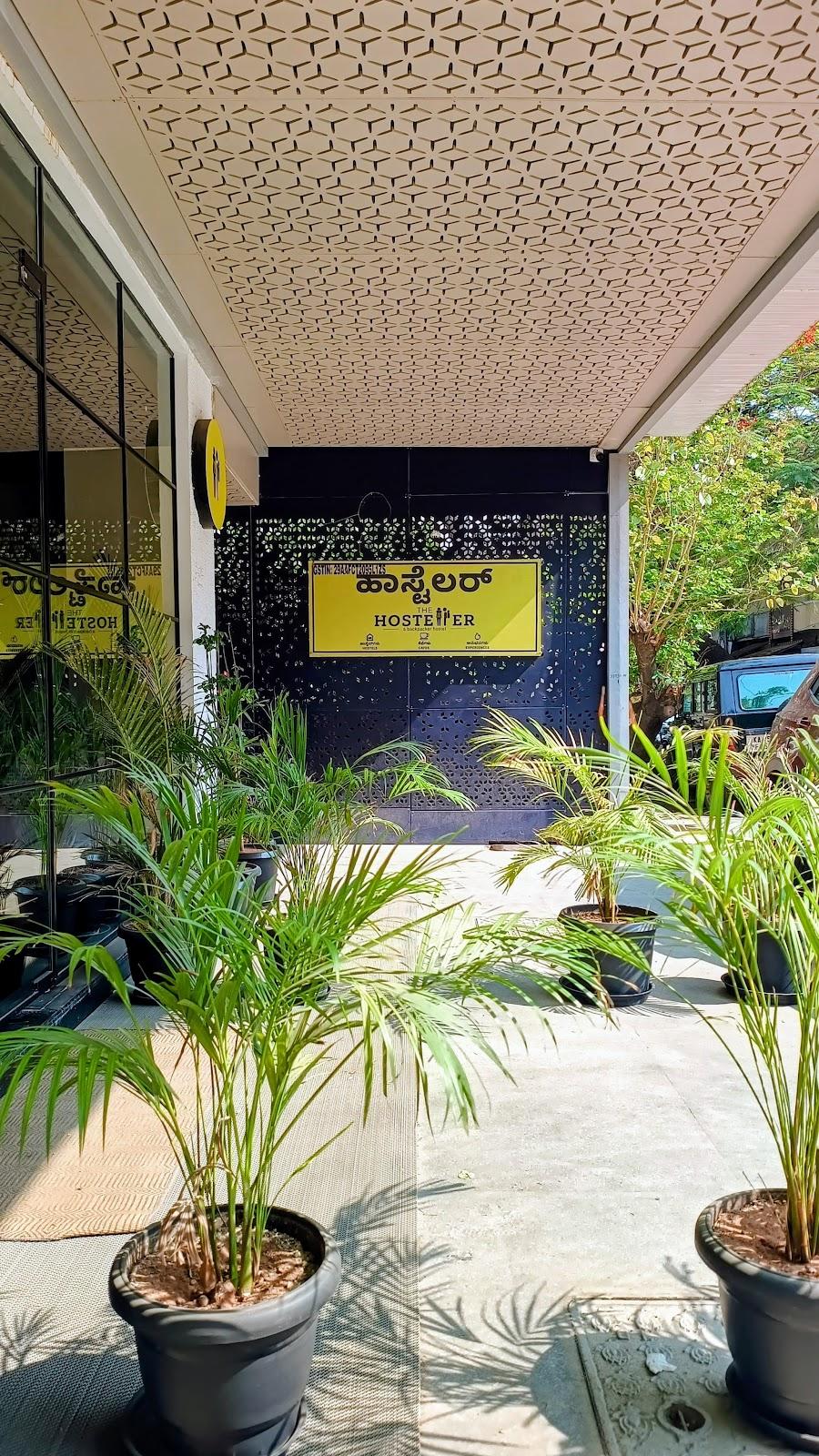 The Hosteller Bangalore, Brigade Road – photo 1