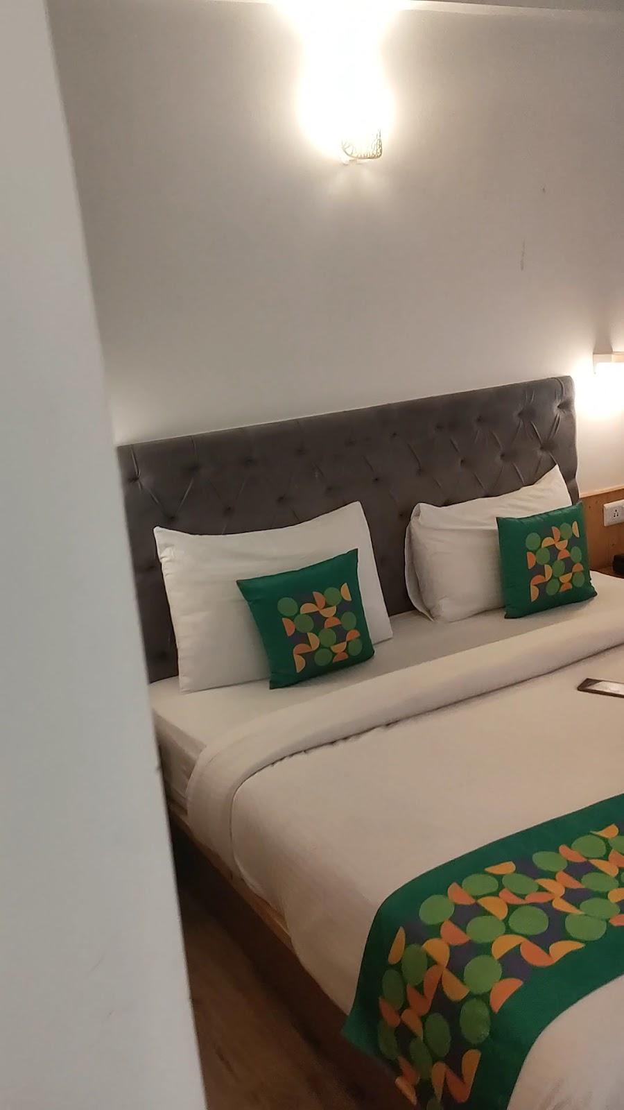Treebo Premium Sattva With Mountain View – photo 2