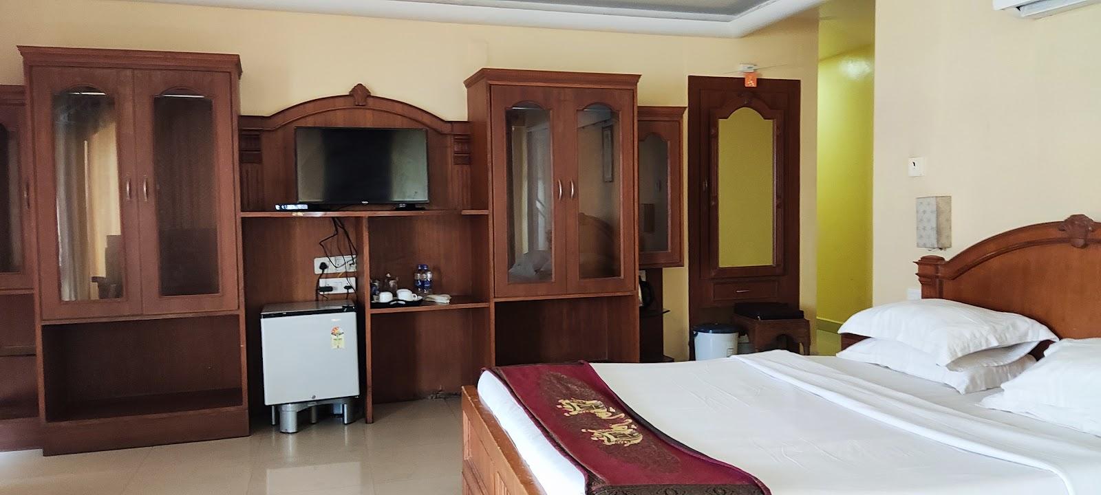 Hotel Ajantha Sea View – photo 3