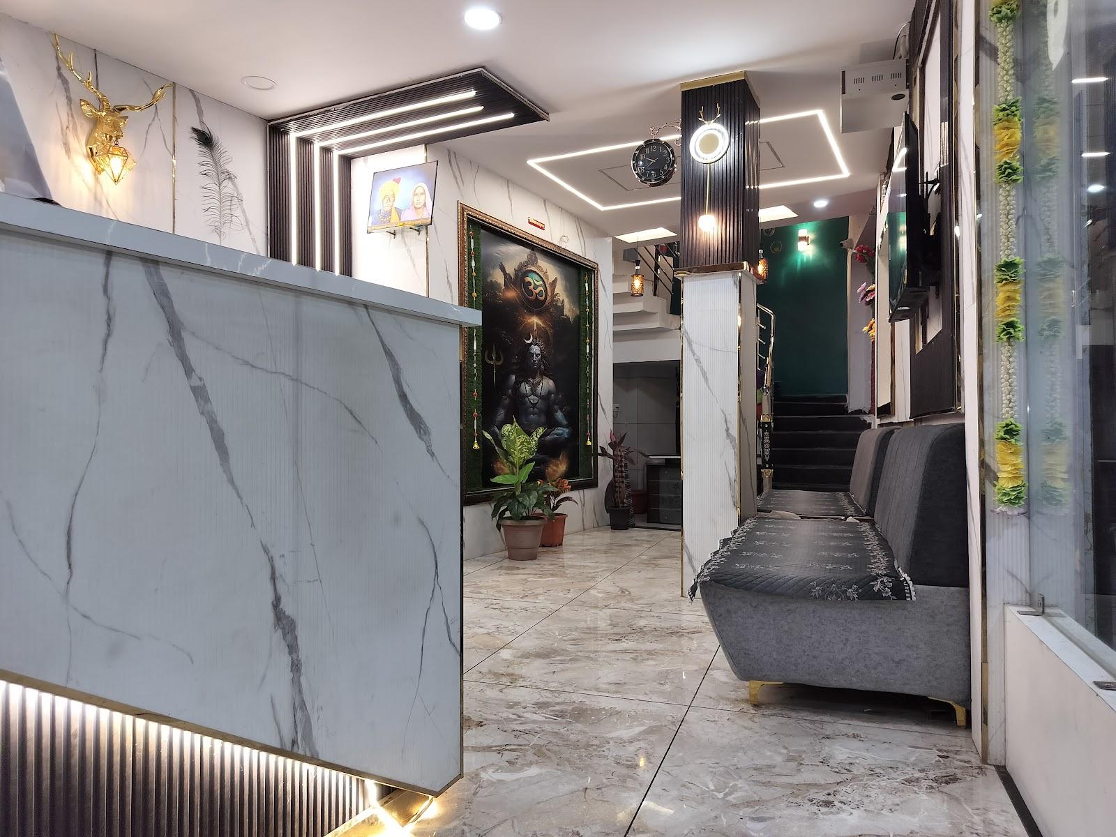 Hotel Mahalok palace – photo 1