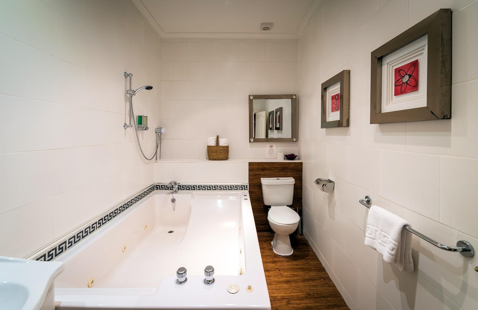 The Belhaven Hotel – photo 3