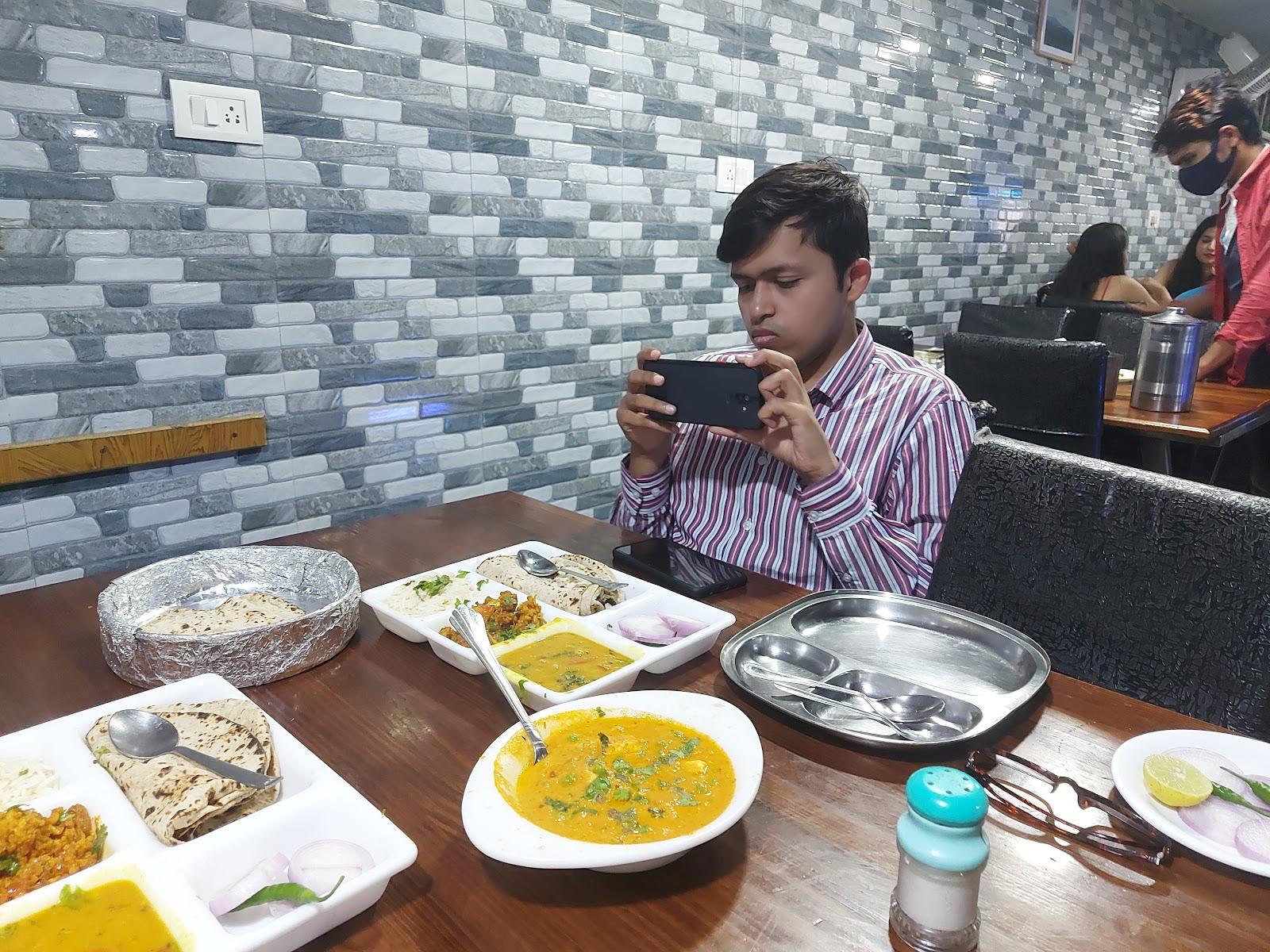 Mayur Hotel And Restaurant – photo 2