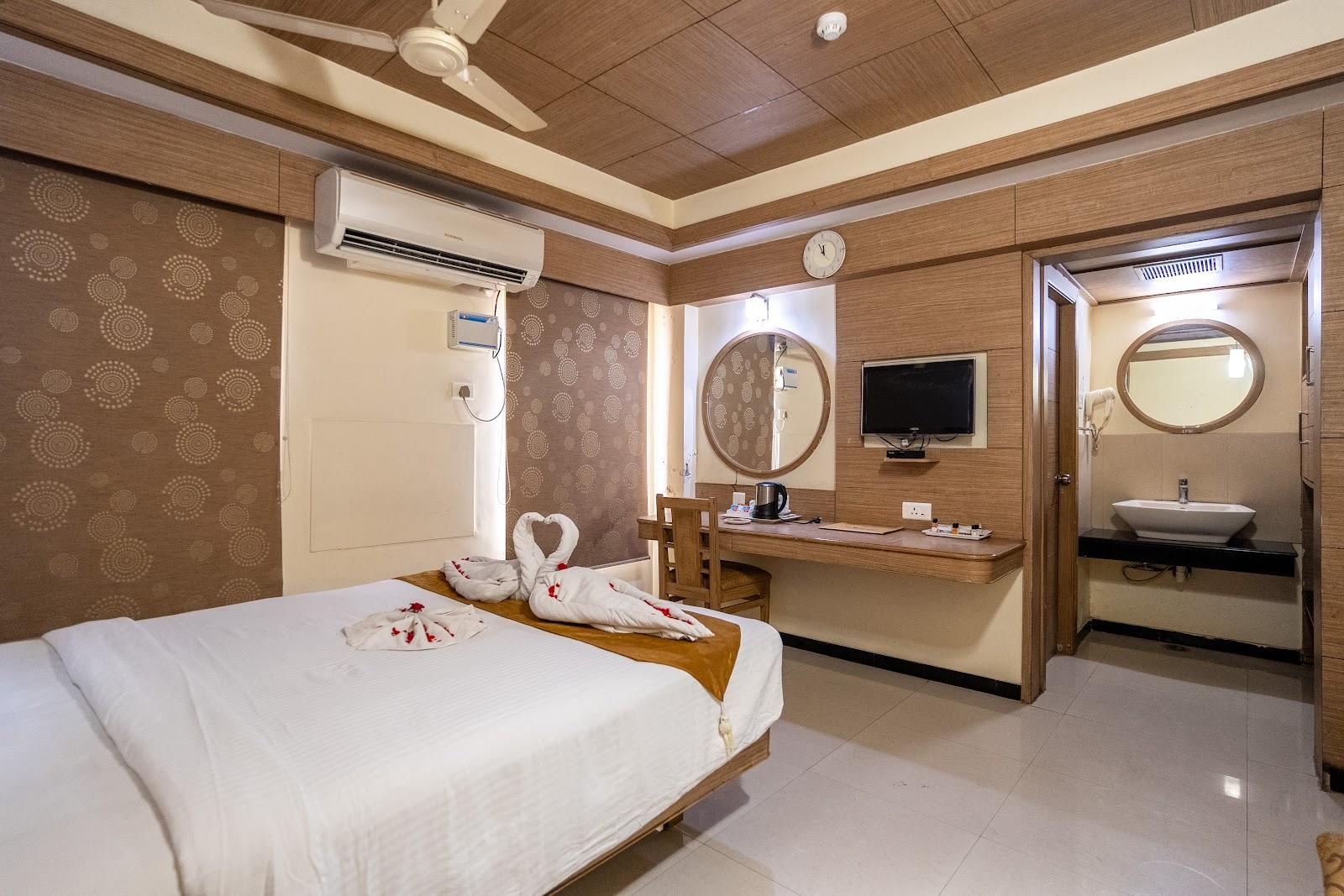 Sree Bharani Hotels – photo 3