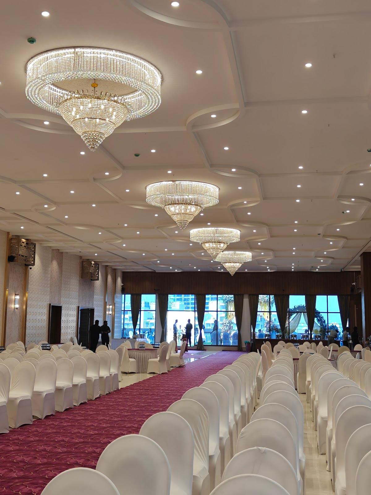 Solasta Stays and Banquets – photo 1