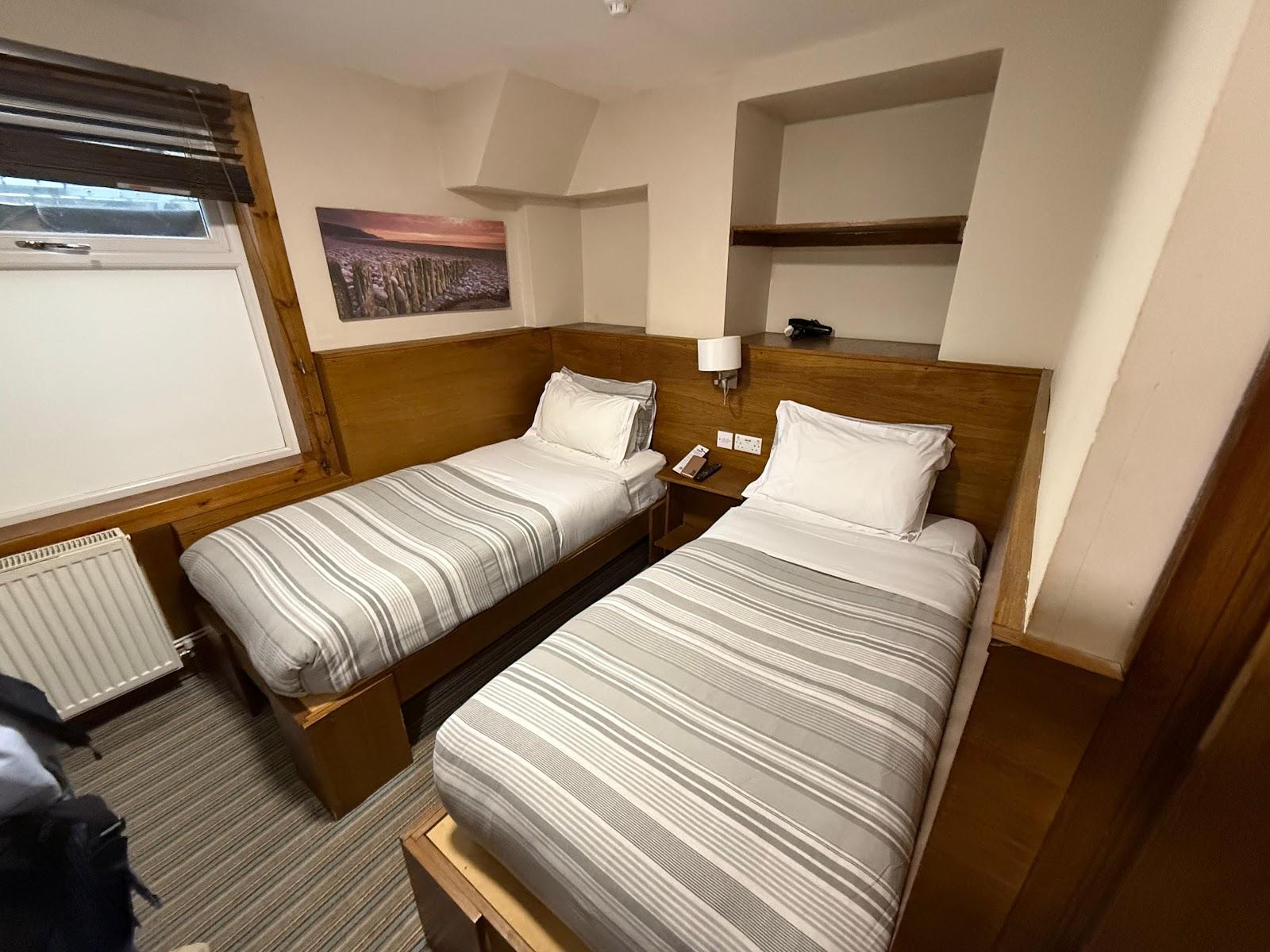 Edinburgh House Hotel – photo 2