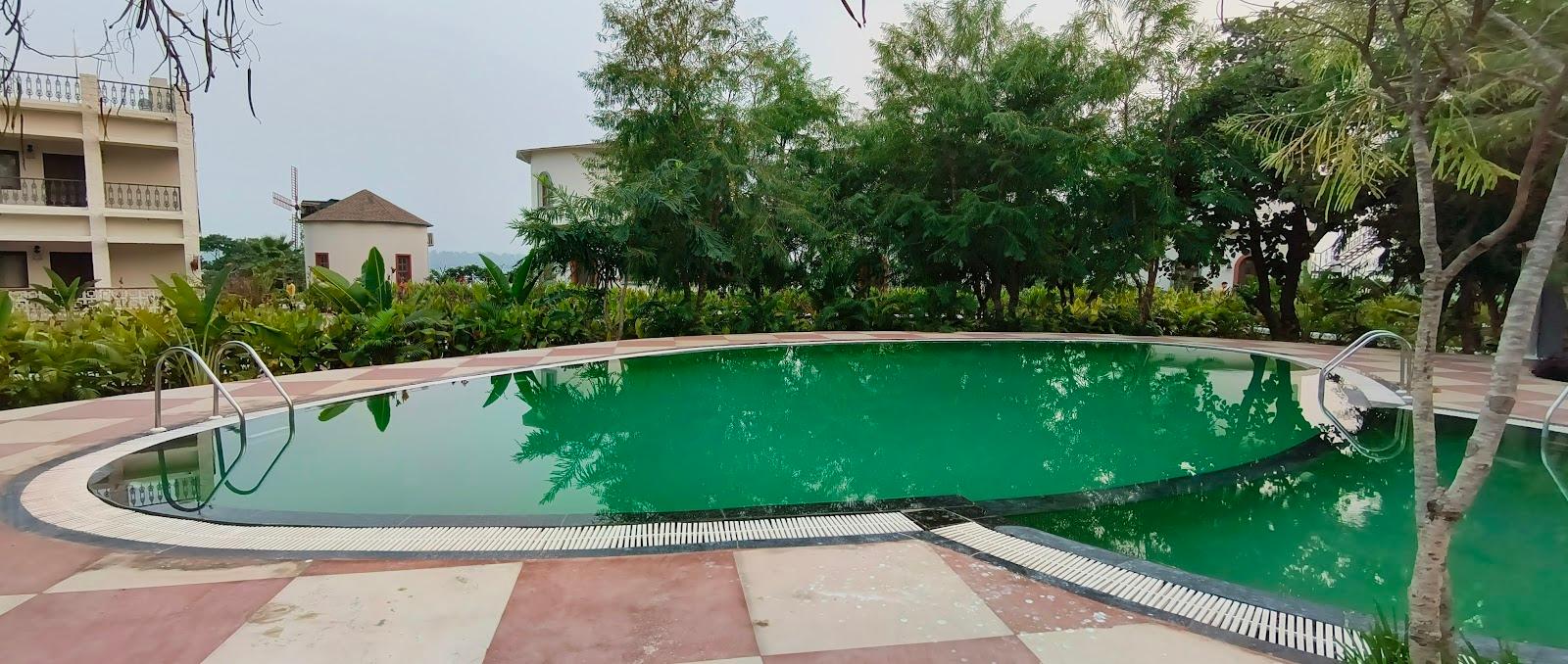 Narwar Lakefront Resort – photo 4