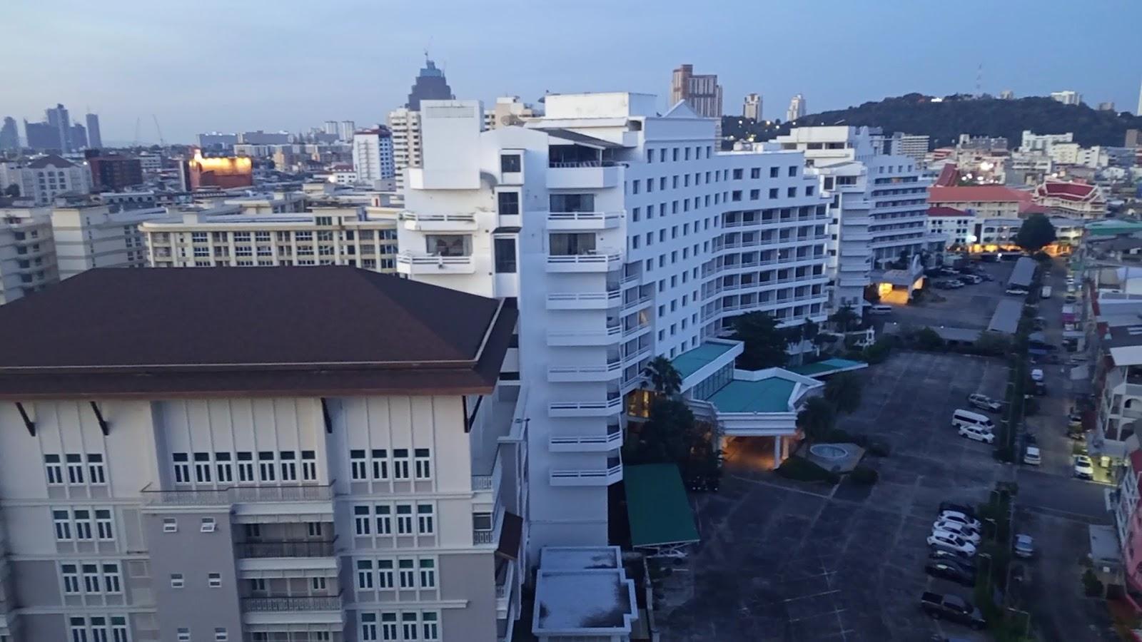 Royal Twins Palace Hotel – photo 2