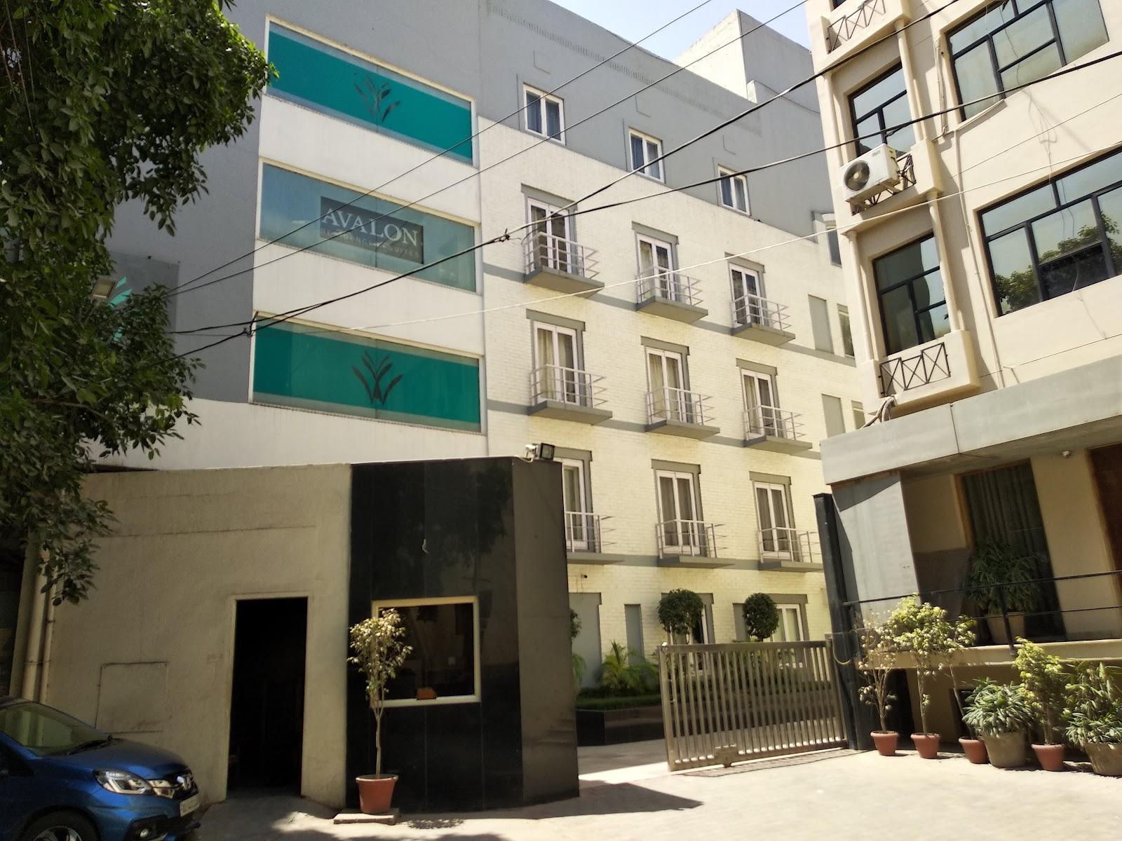 Avalon Courtyard Residences and Suites – photo 1