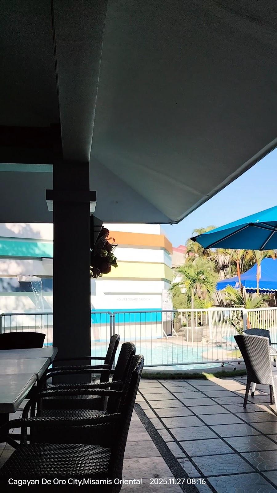N Hotel – photo 2