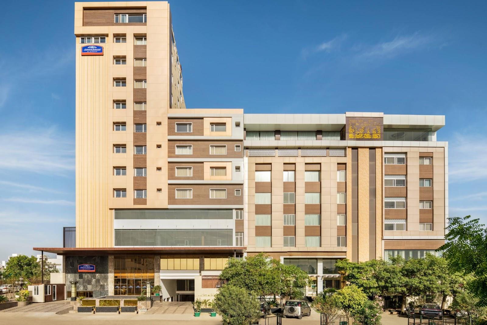 Howard Johnson by Wyndham Udaipur Roop Nagar – photo 1