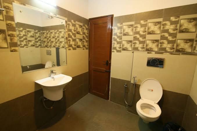 Jays Inn – photo 4