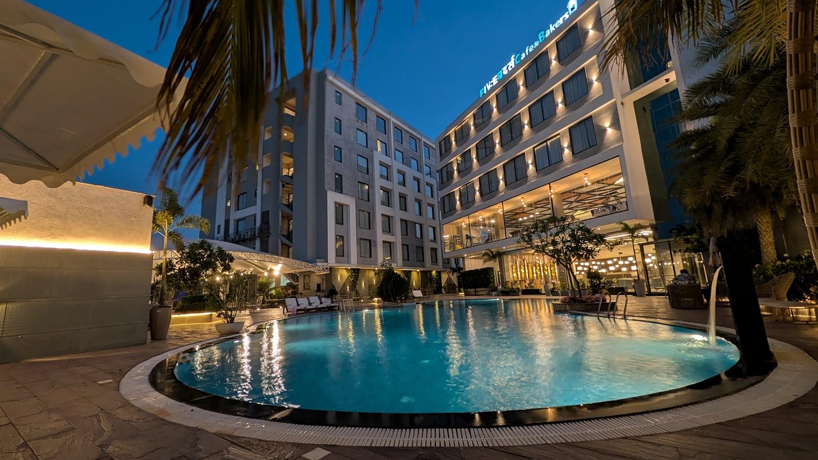 Love Kush Hotel – photo 1