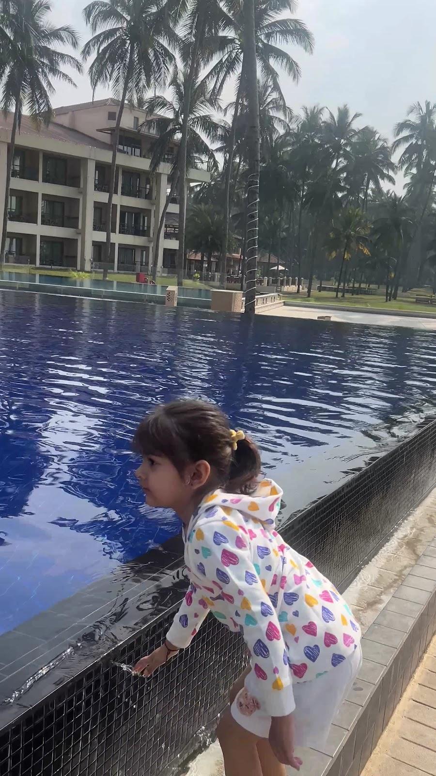 Silver Waves Resort & Spa Daman – photo 2