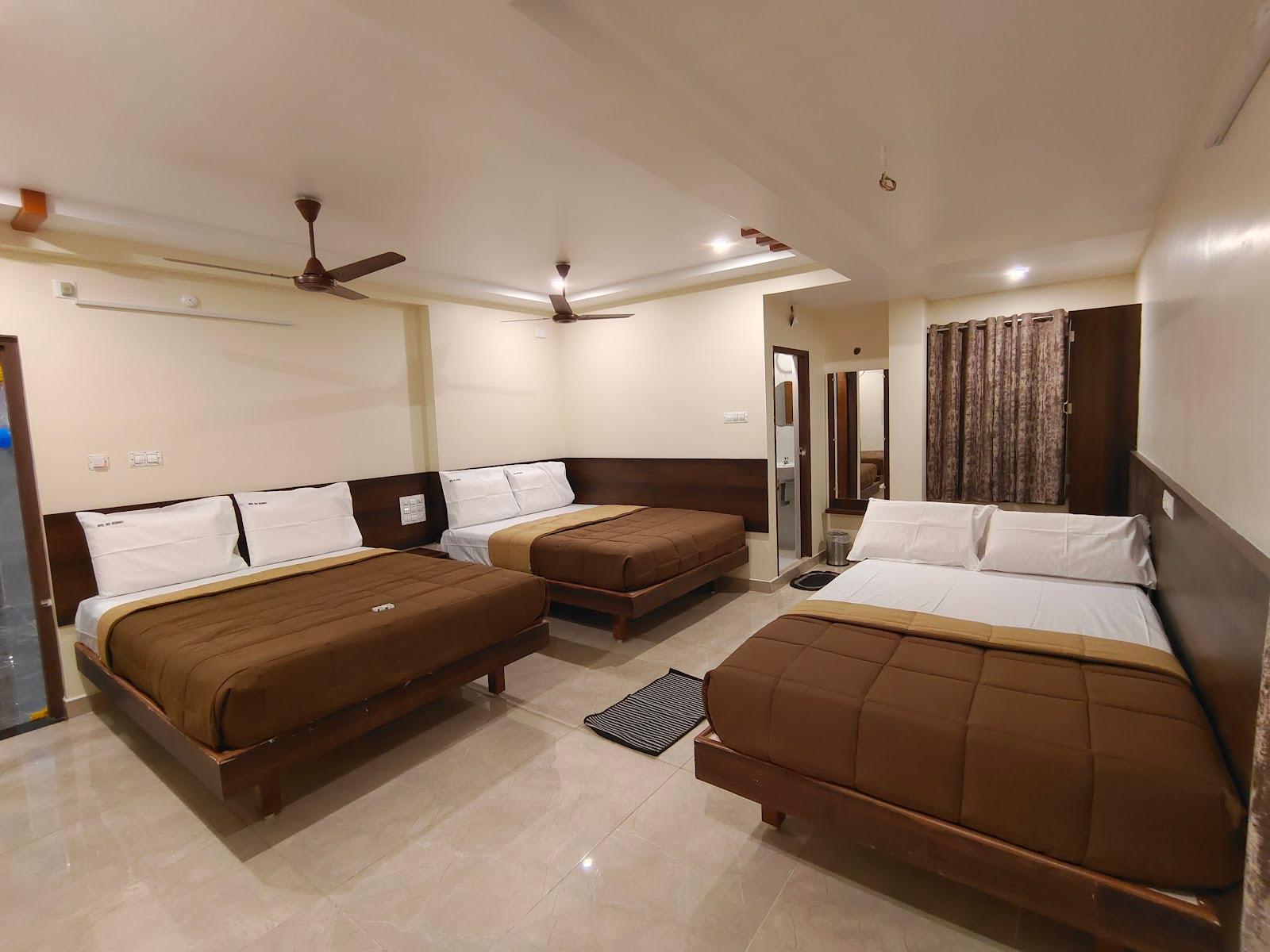 HOTEL DKR GRAND – photo 2