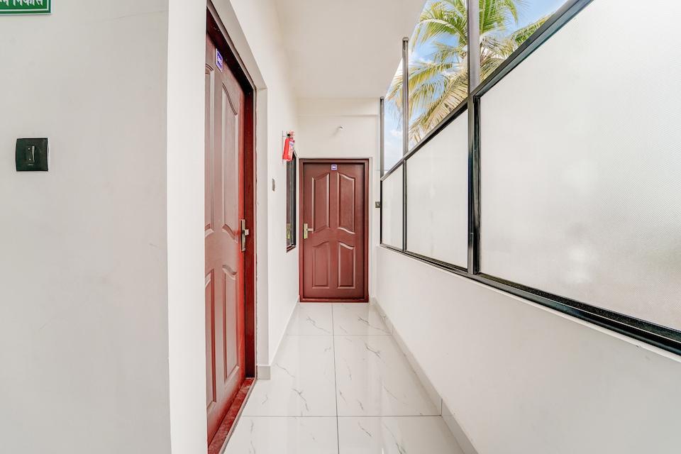 Super Hotel O HMT Colony Kochi Formerly Pullans Arcade – photo 4