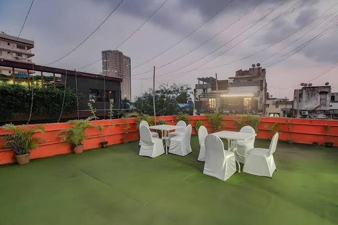 Townhouse Oak Ballygunge Formerly Hotel Lovelock Hotel Lovelock – photo 4