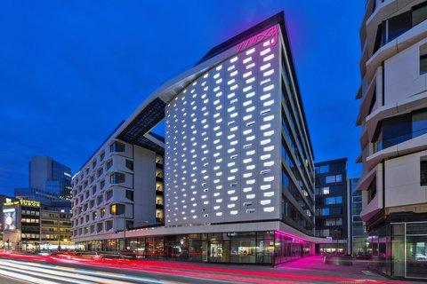 Moxy Frankfurt City Center – photo 1