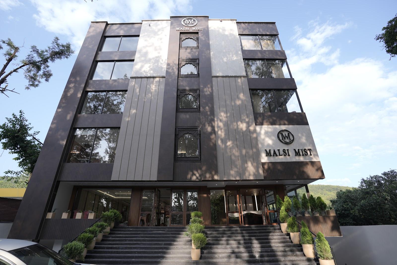 Hotel Malsi Mist – photo 1