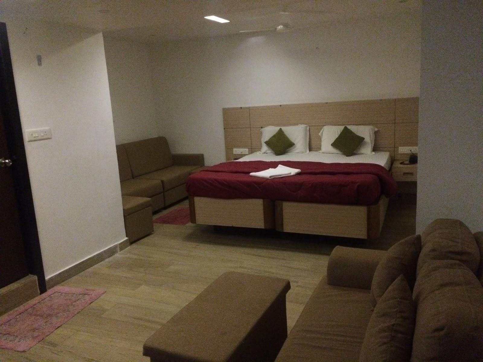 Sri Aditya Inn | Best Hotel in Rajahmundry | Luxury Hotel in Rajahmundry – photo 3