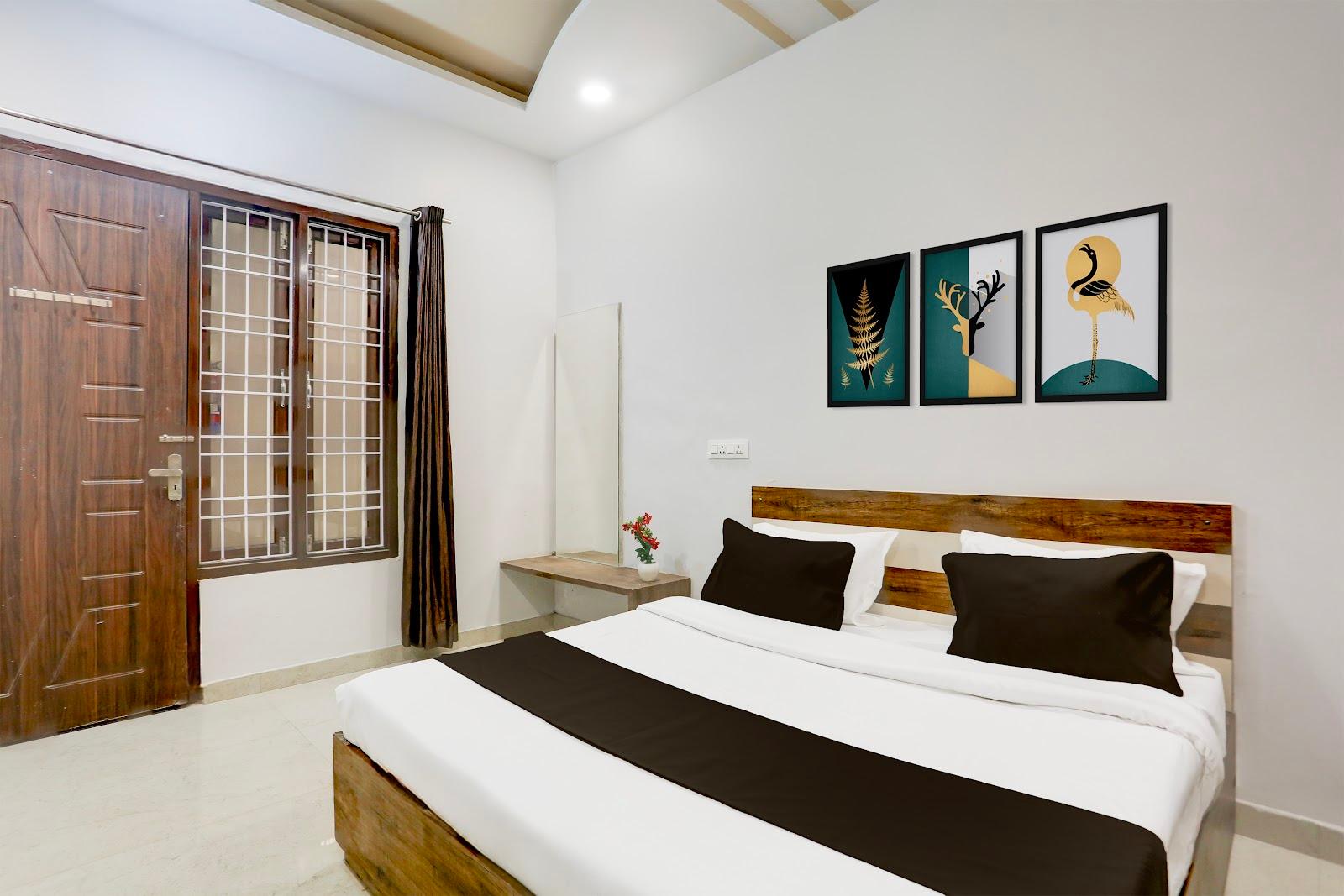 Hotel O by OYO Bareilly Near Satellite Bus Stand