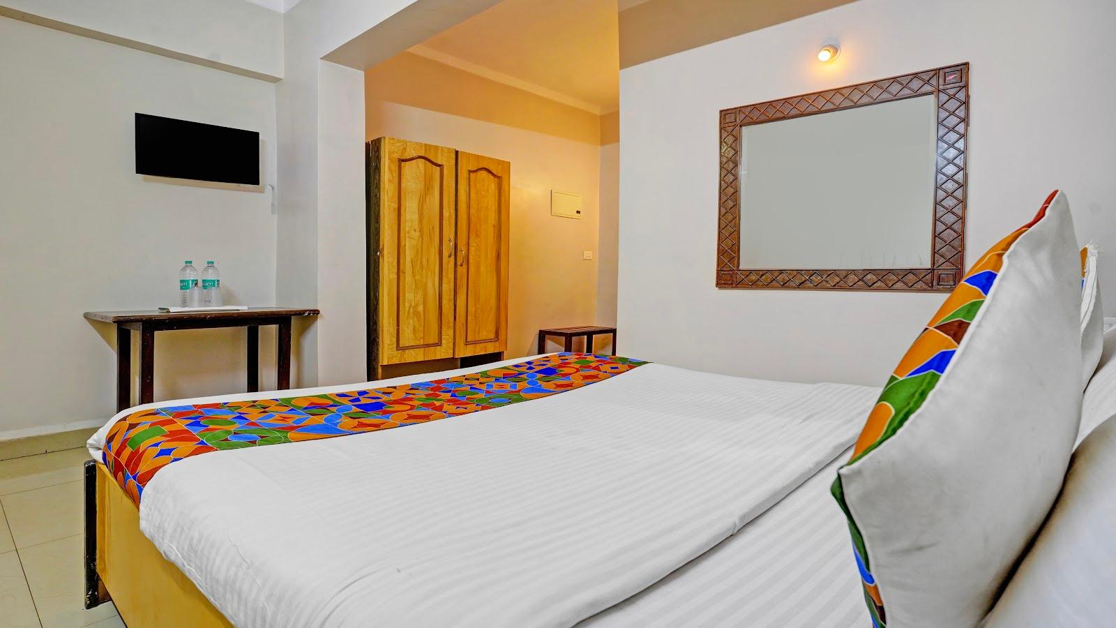 FabHotel 4 Pillar's – photo 2