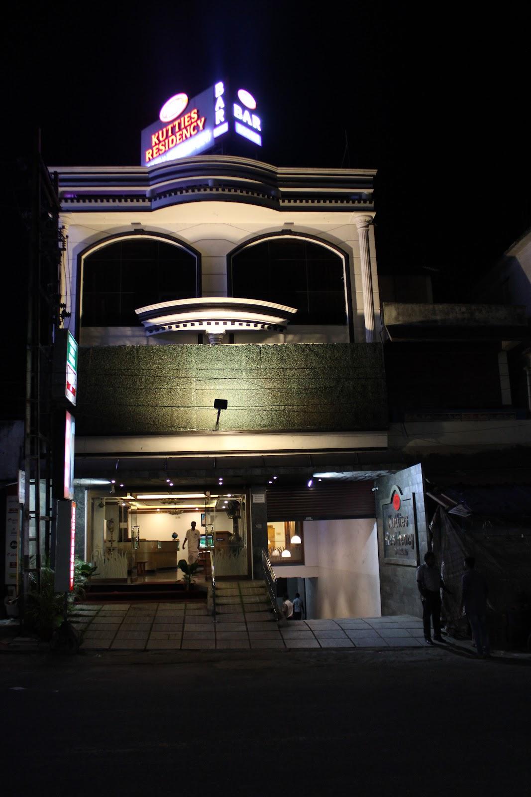 Kutties Residency – photo 1