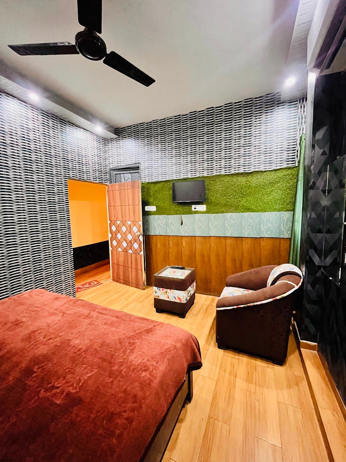 Holiday.inn varanasi – photo 2