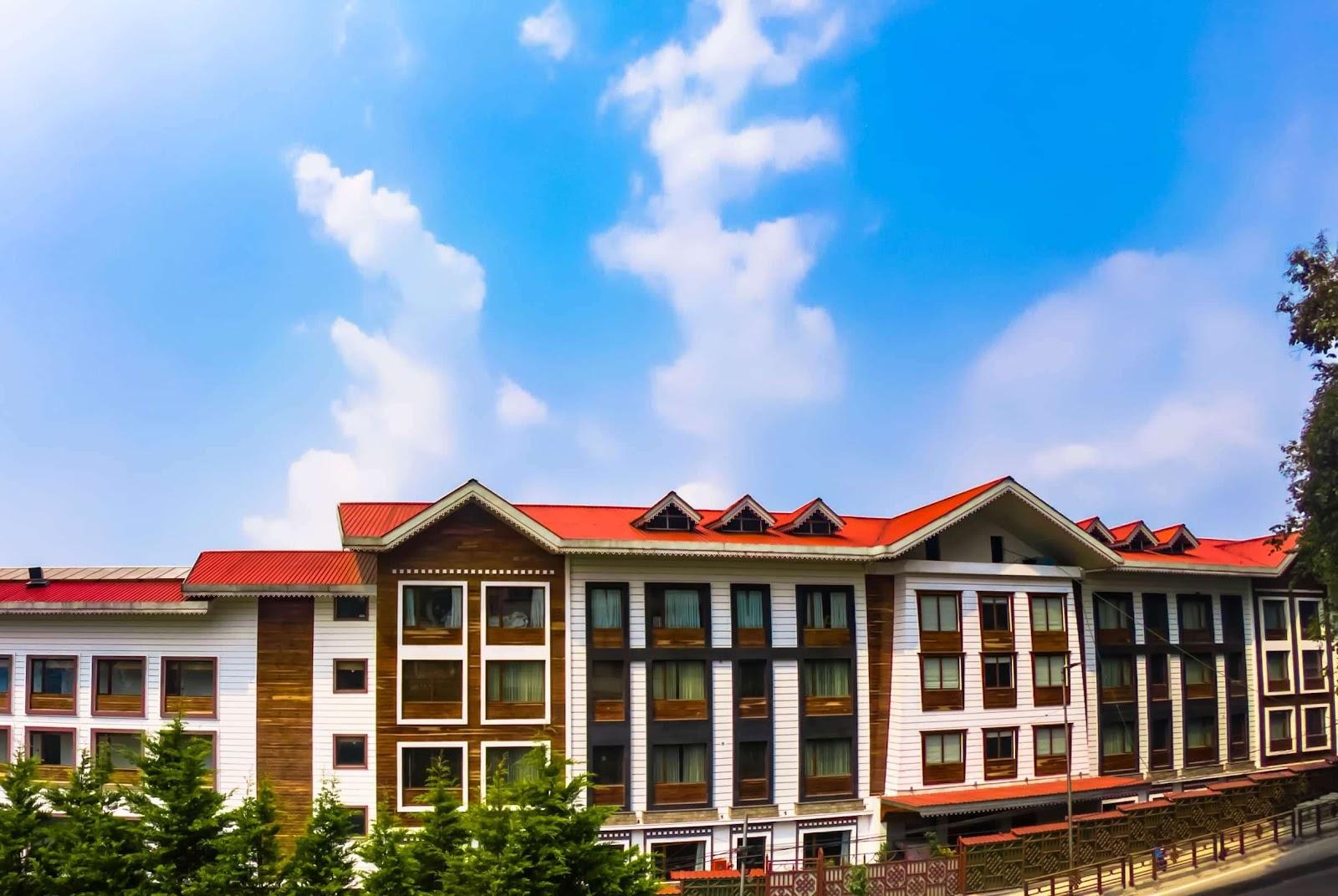 Ramada by Wyndham Gangtok Hotel & Casino Golden – photo 1