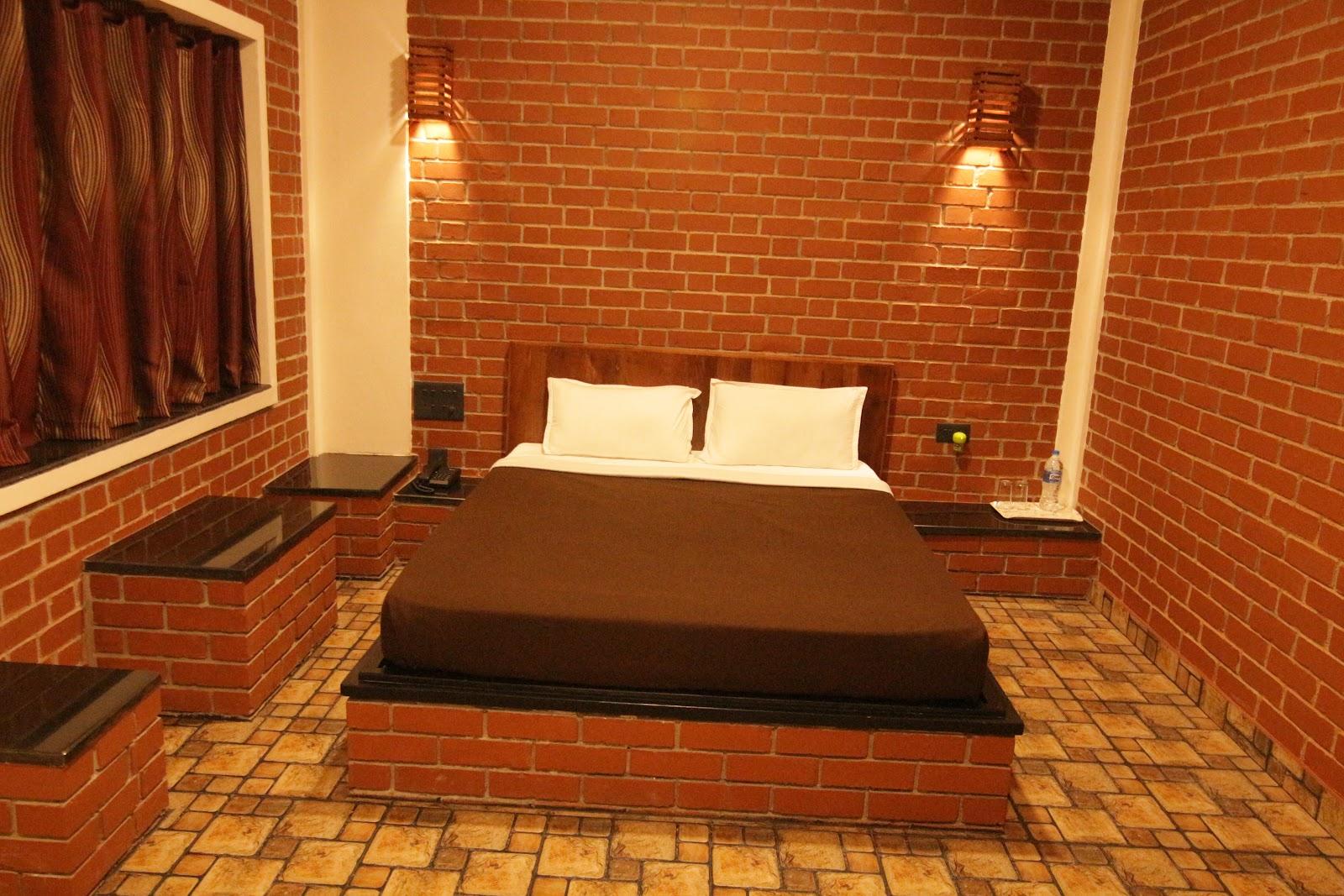 Red Bricks Inn – photo 2