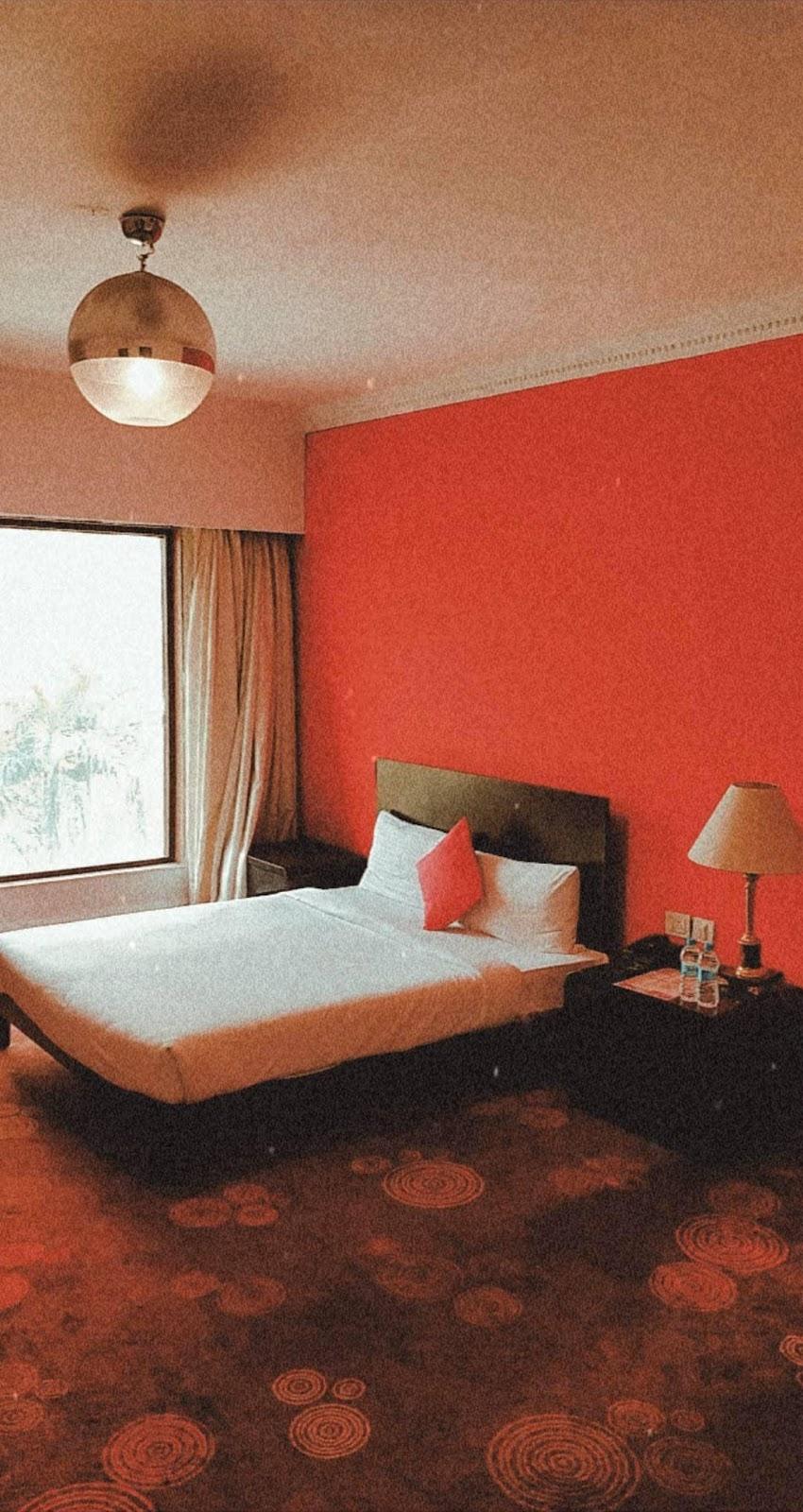 PALMS HOTEL – photo 3