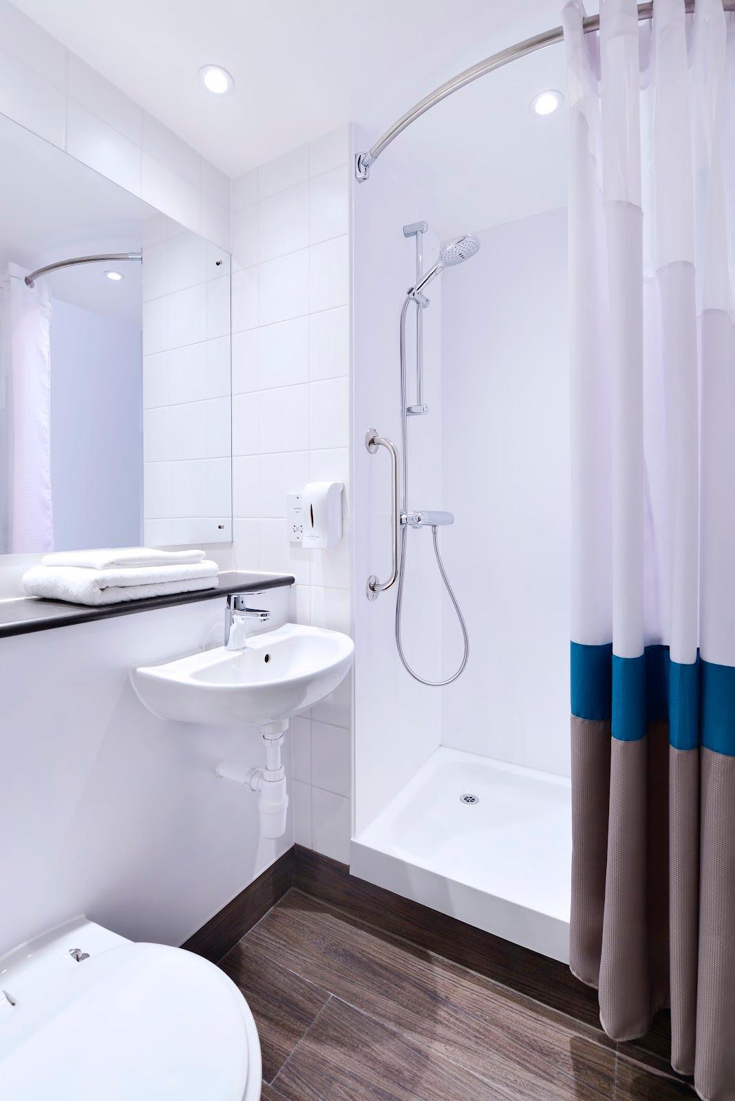 Travelodge Edinburgh Central – photo 4