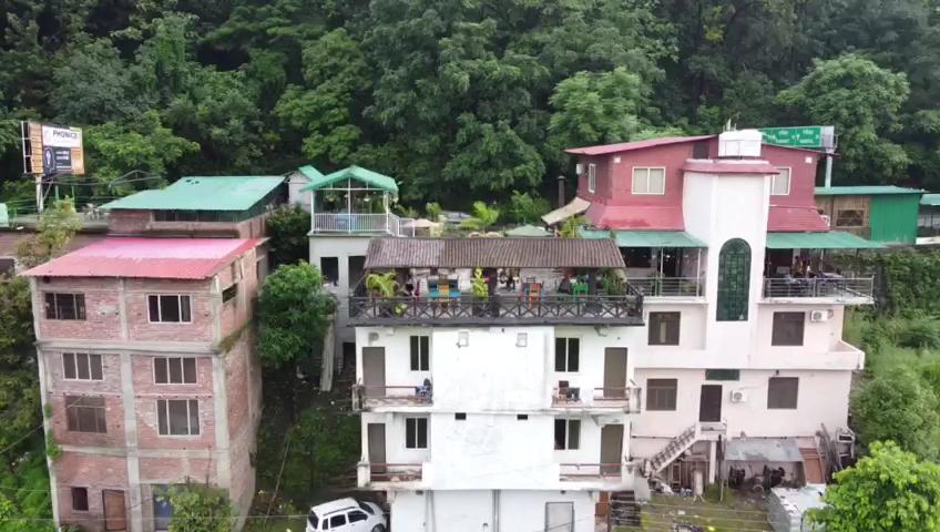 HOTEL POLOMAX NAINITAL