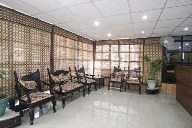 OYO Hotel Library Presidency – photo 4