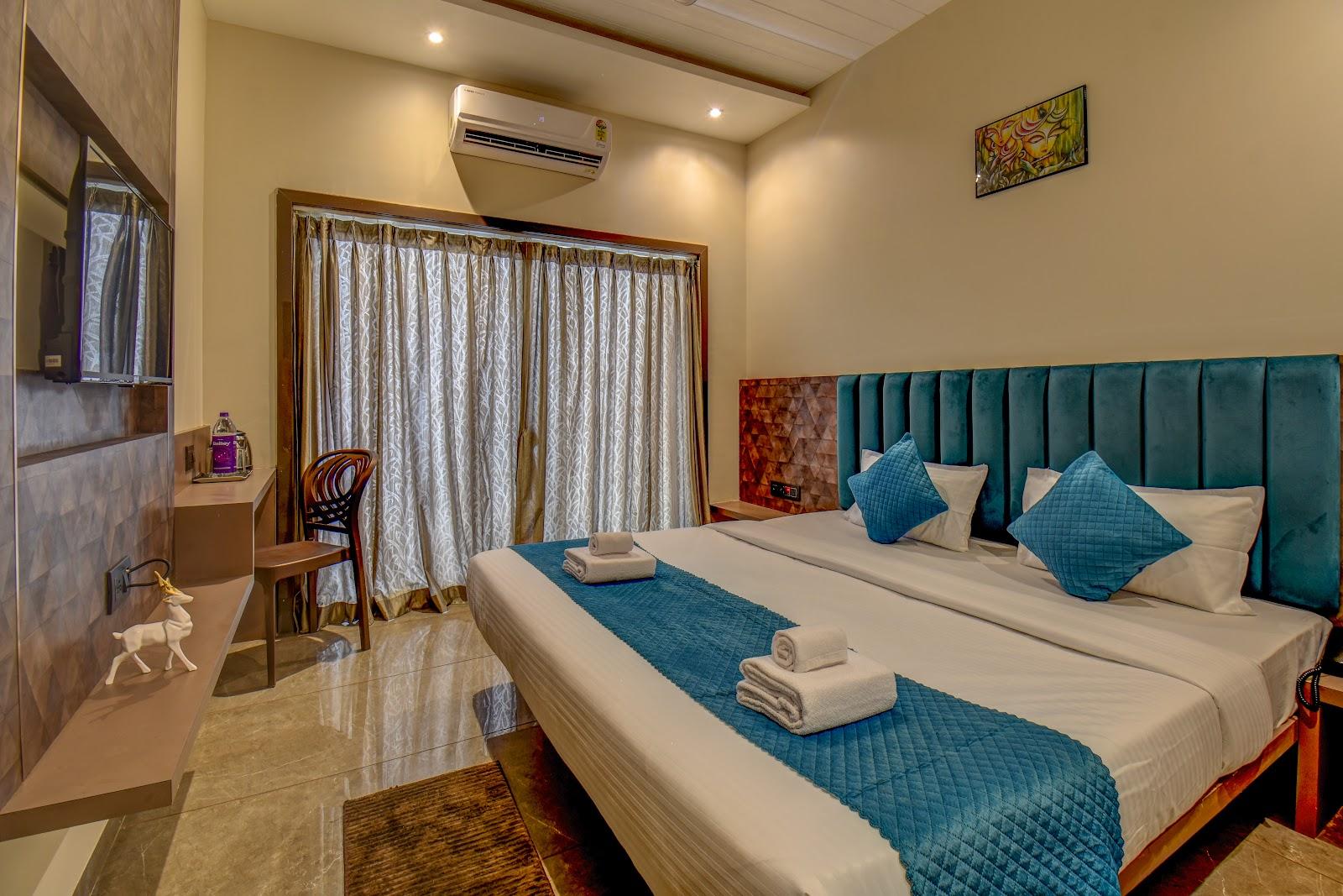 Hotel Holiday Plus Mahabaleshwar – photo 4