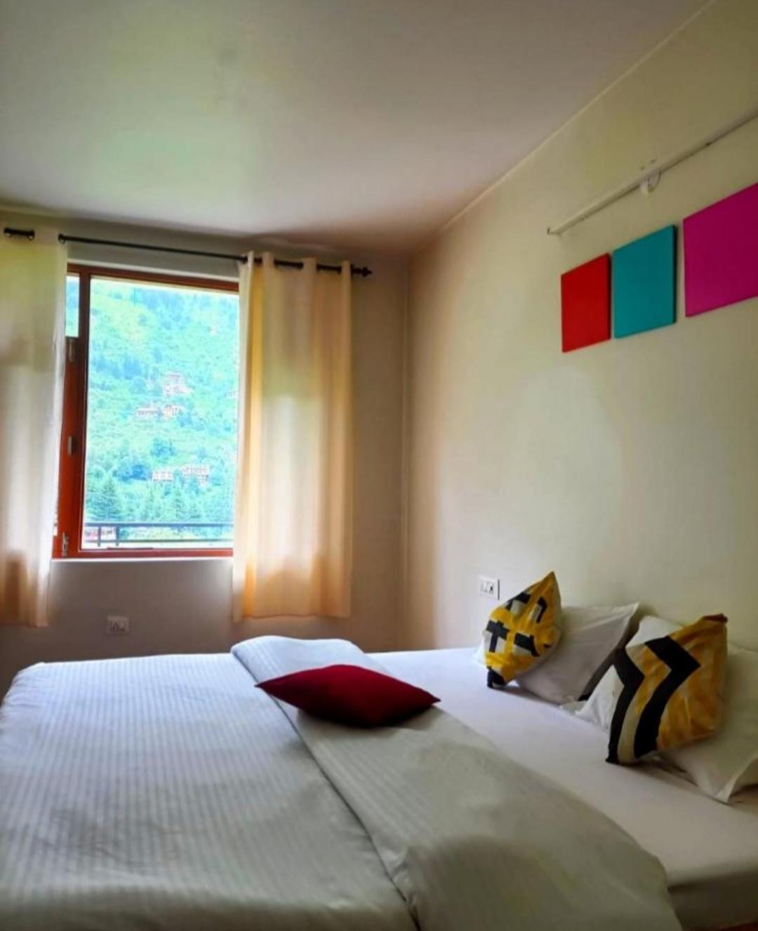 Farm Hostel & Camps Manali | Dormitory | Private Rooms (cafe Meraki) – photo 4