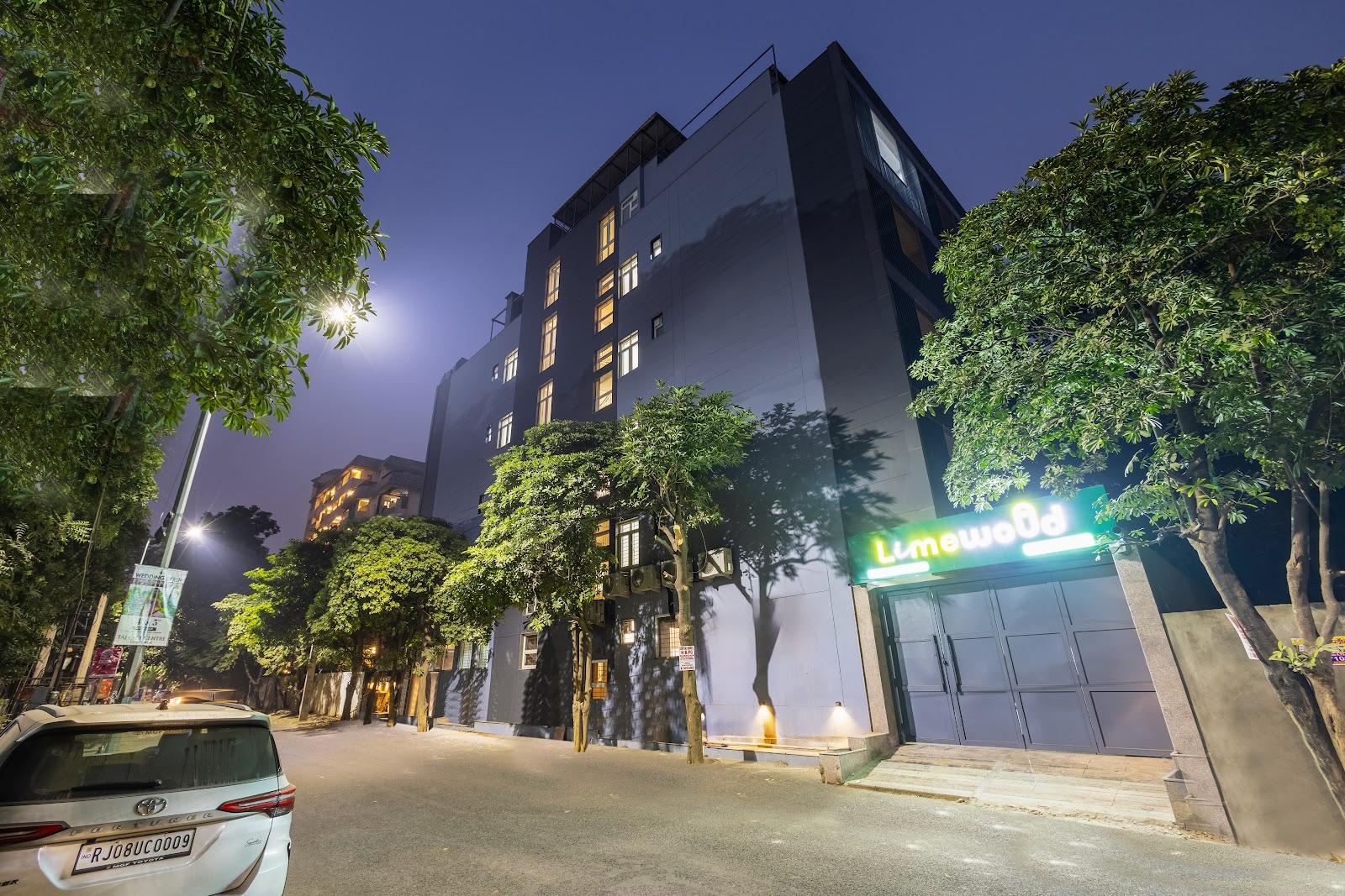 Limewood Signature - Huda City Centre